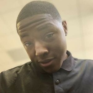 Meet your Posher, Quinn